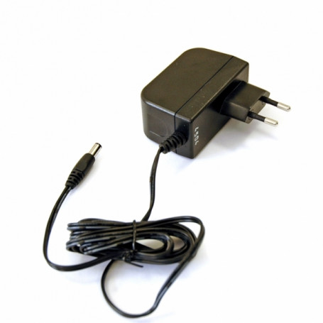 Adapter 18V 1A